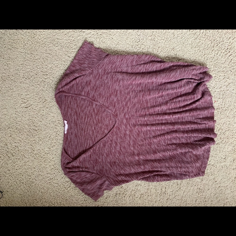 pacsun flowy v neck shirt